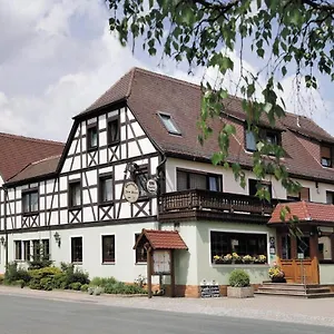 Gasthuis Landgasthof - Zum Stern, Linden (Neustadt (Aisch))