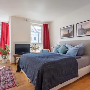  Apartment Schoenes In Downtown Mitte Mit Balkon Germany