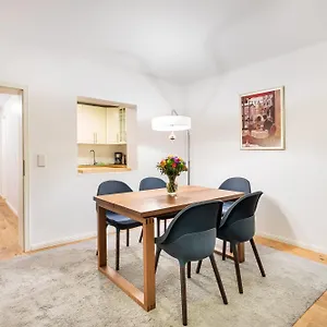  Apartment Downtown Torstr, 4 Unique Units From 1-3 Bedrooms Germany