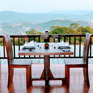 ** Hotel Highland Unique Sri Lanka