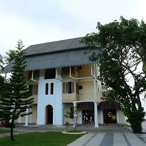*** Hotel Leaf On Lagoon Sri Lanka